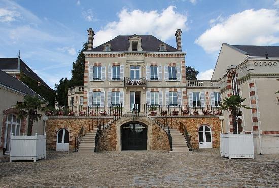 Ay: A Hidden Gem in the Heart of Champagne