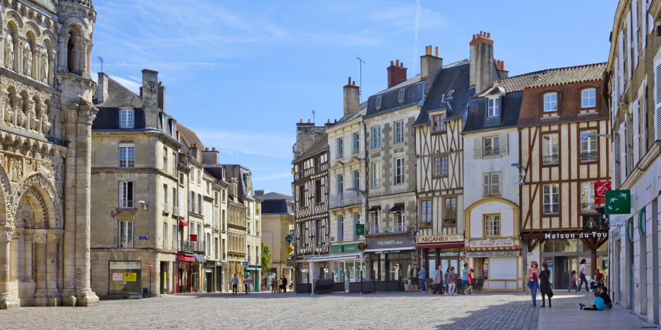 Poitiers: A Tapestry of History and Innovation