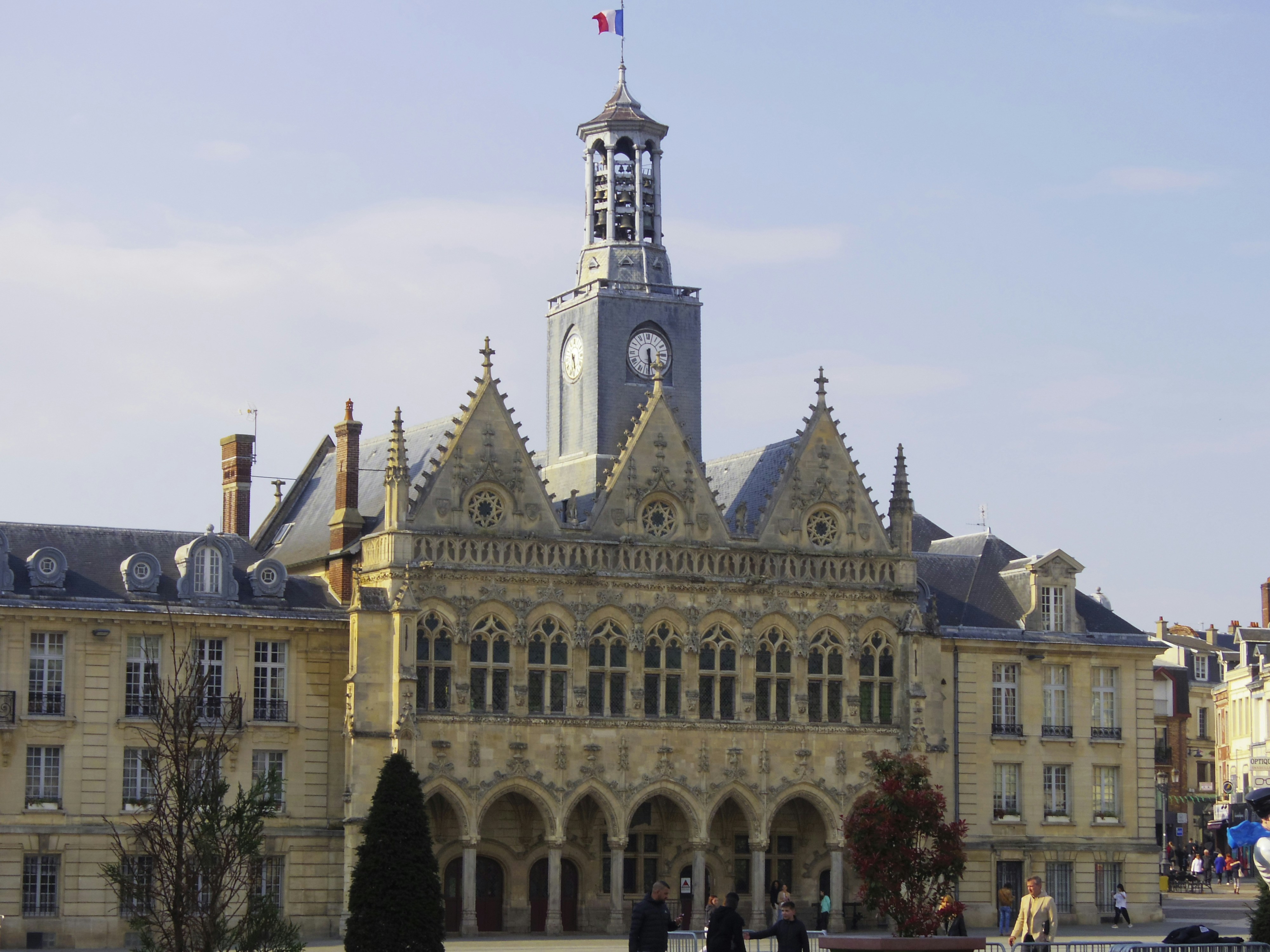 Saint-Quentin: A Tapestry of Art, History, and Resilience