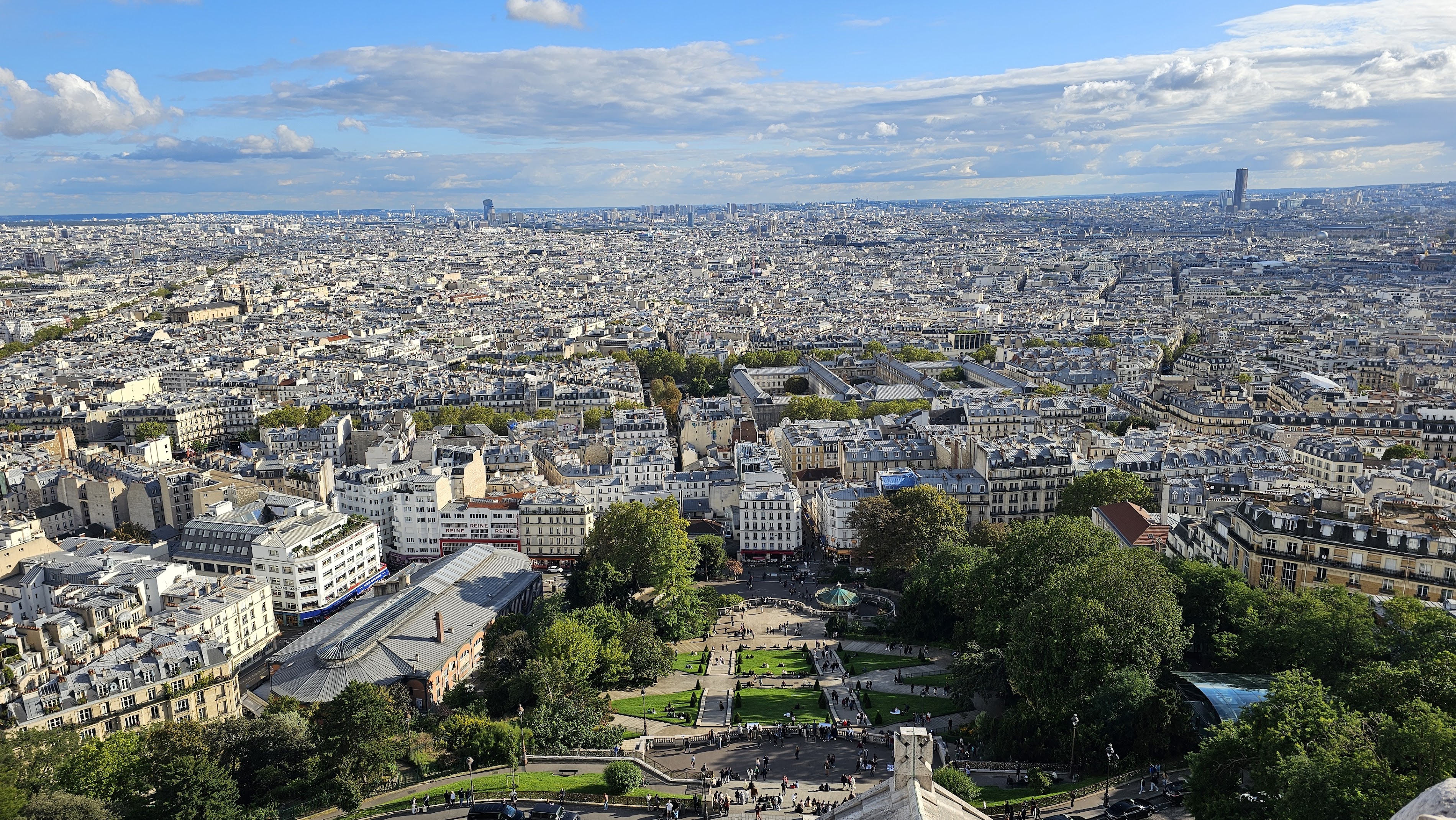 Overlook of Paris: A Breathtaking Panorama of the City of Light