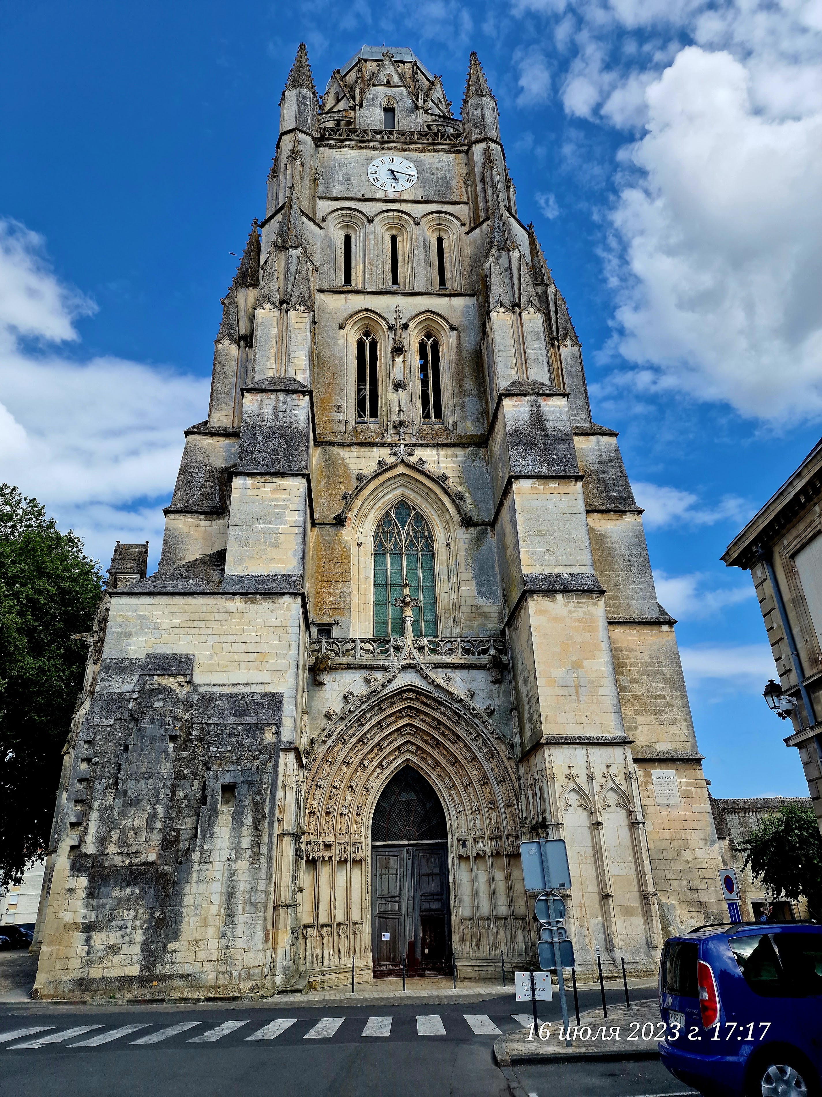 Saintes: A Journey Through History and Faith