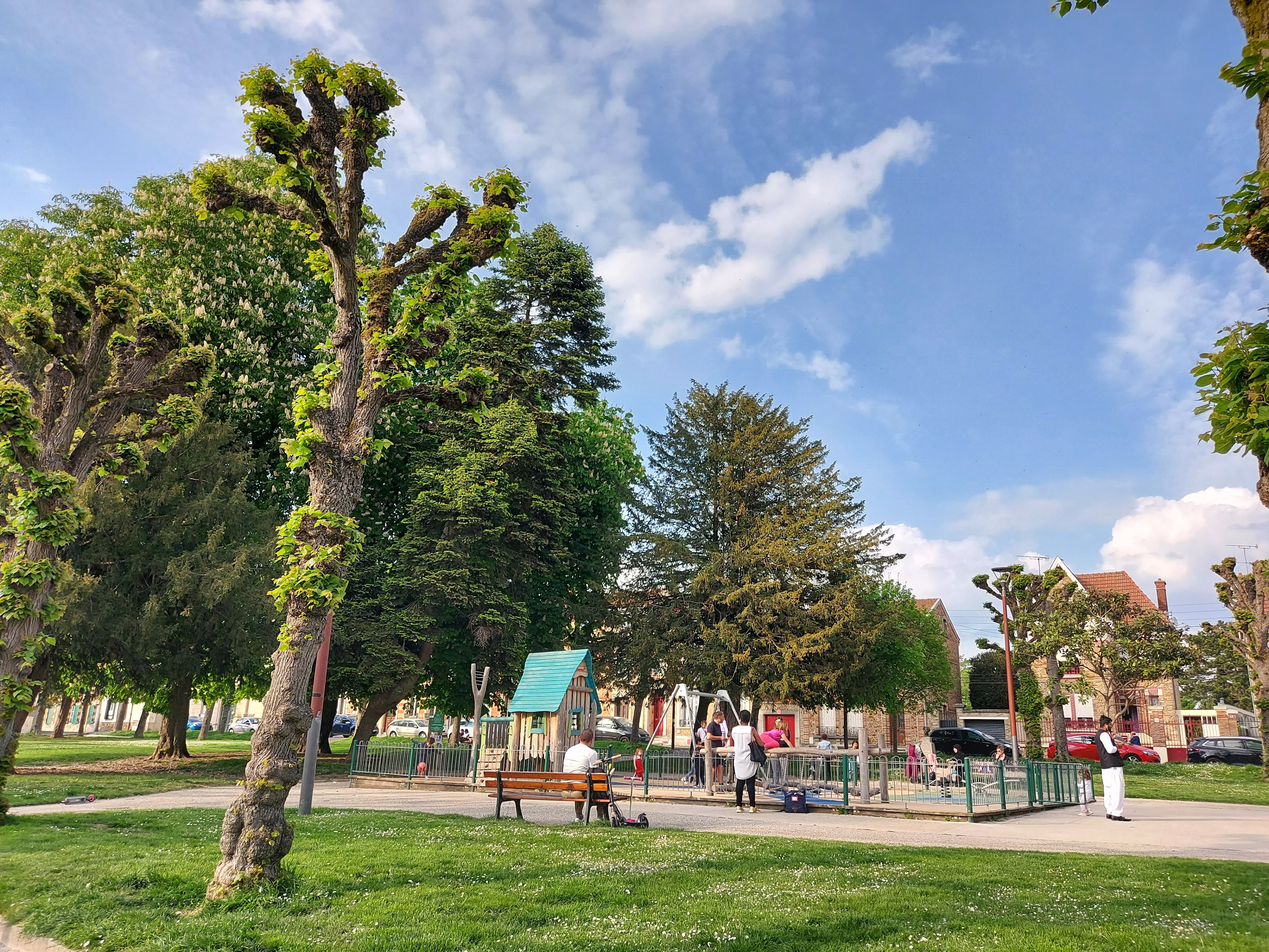 Square Antral