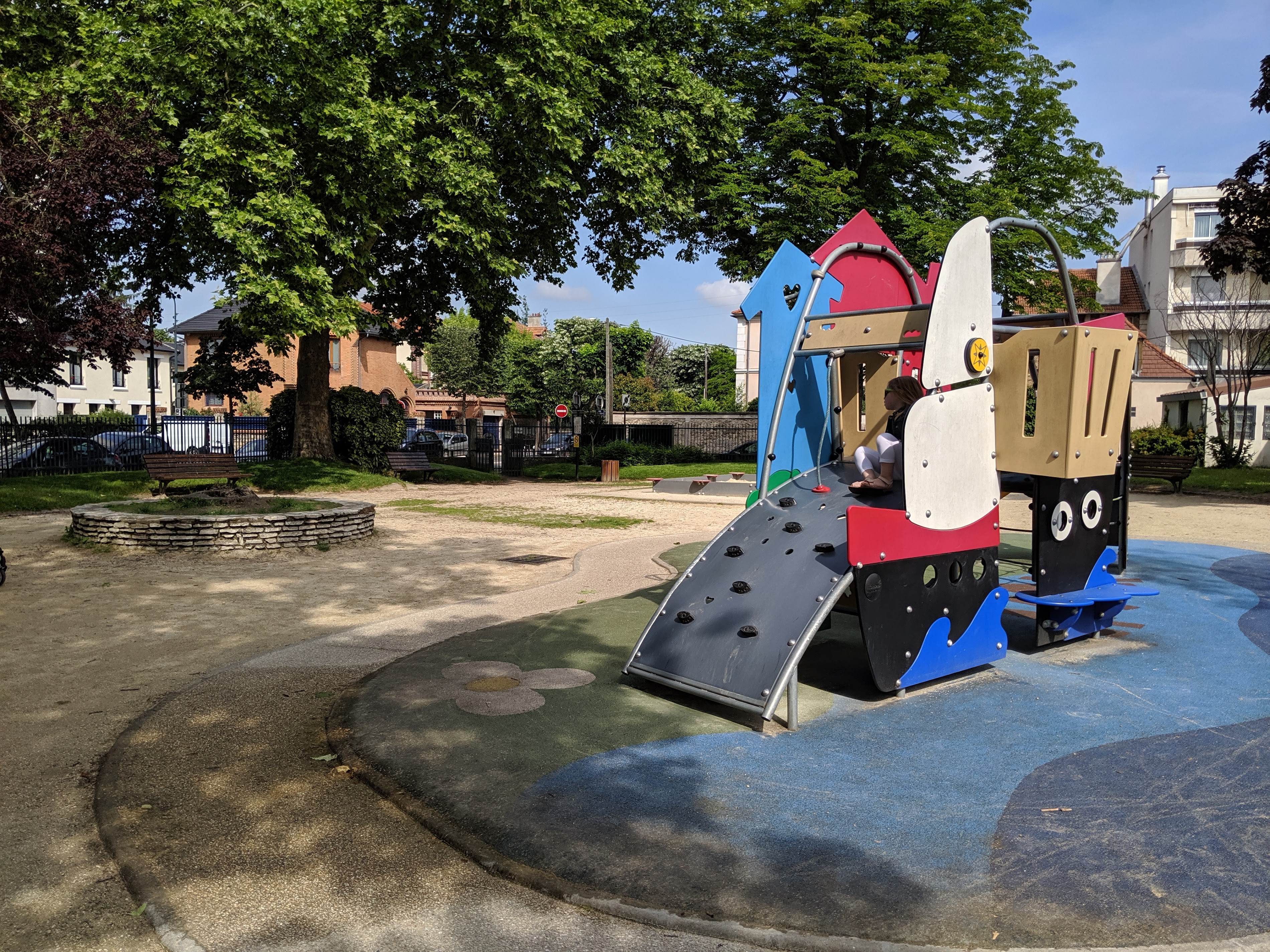 Square Emile Zola - aire de jeux