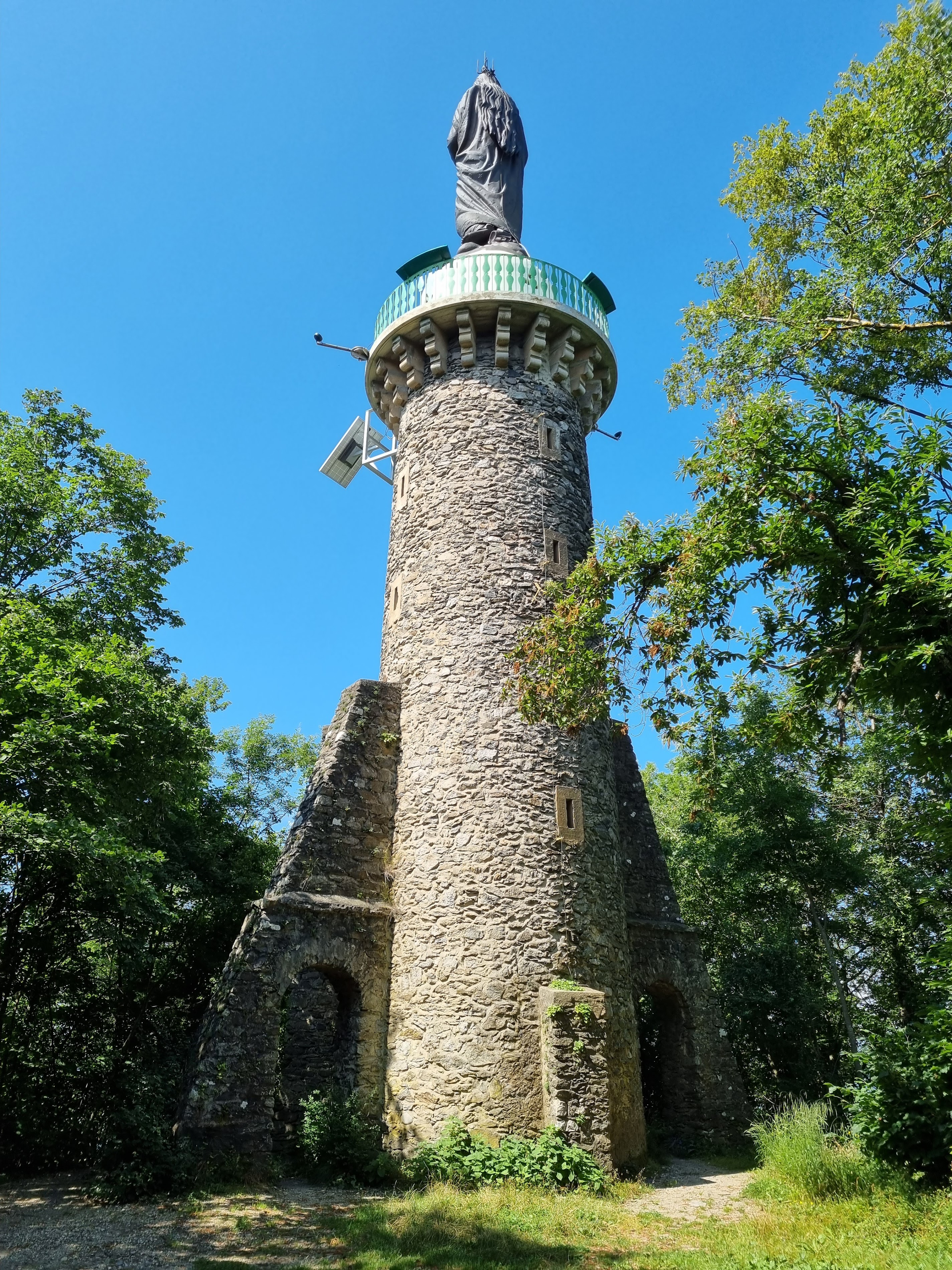 Statue Notre-Dame de Vouise