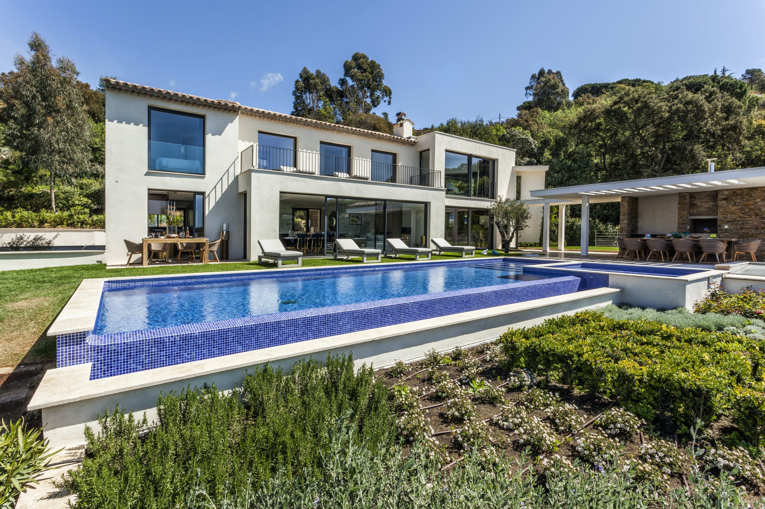 Apartment The White Pine