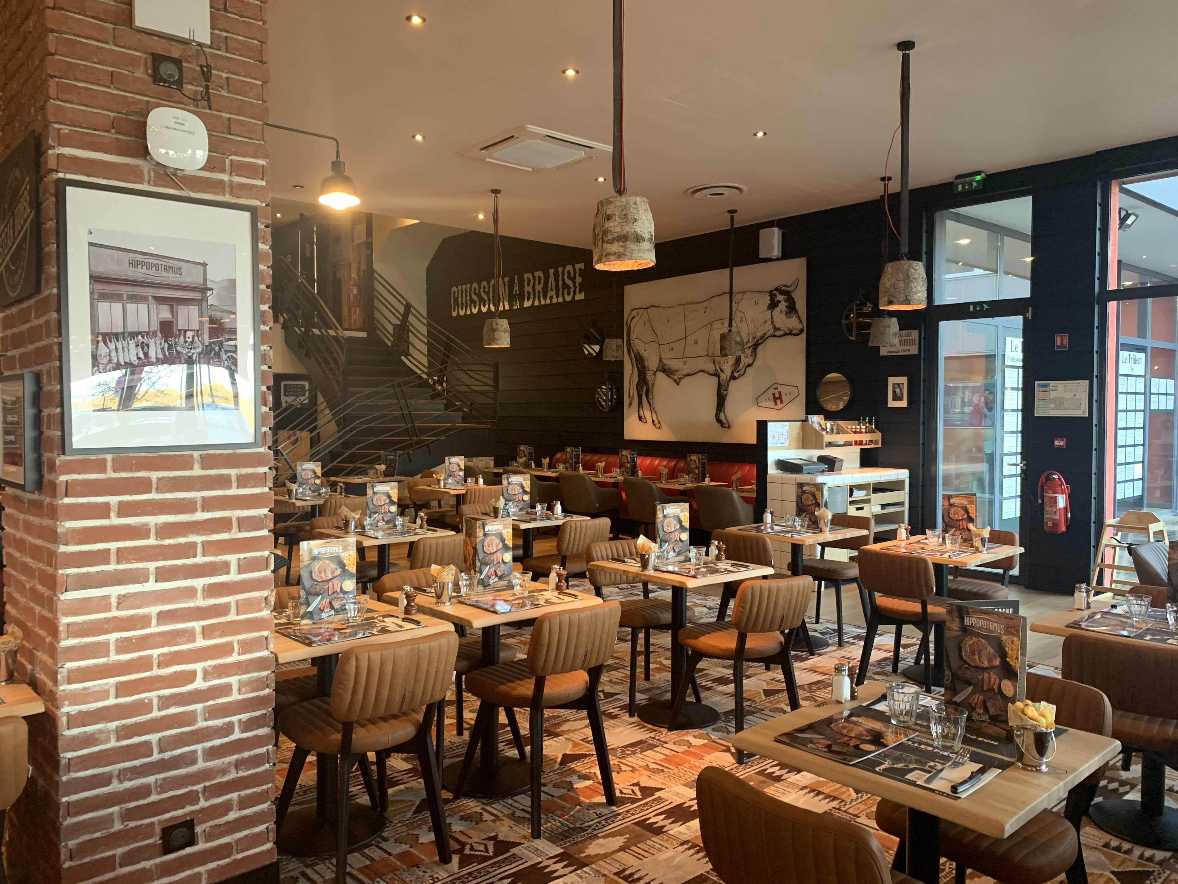 Hippopotamus Steakhouse