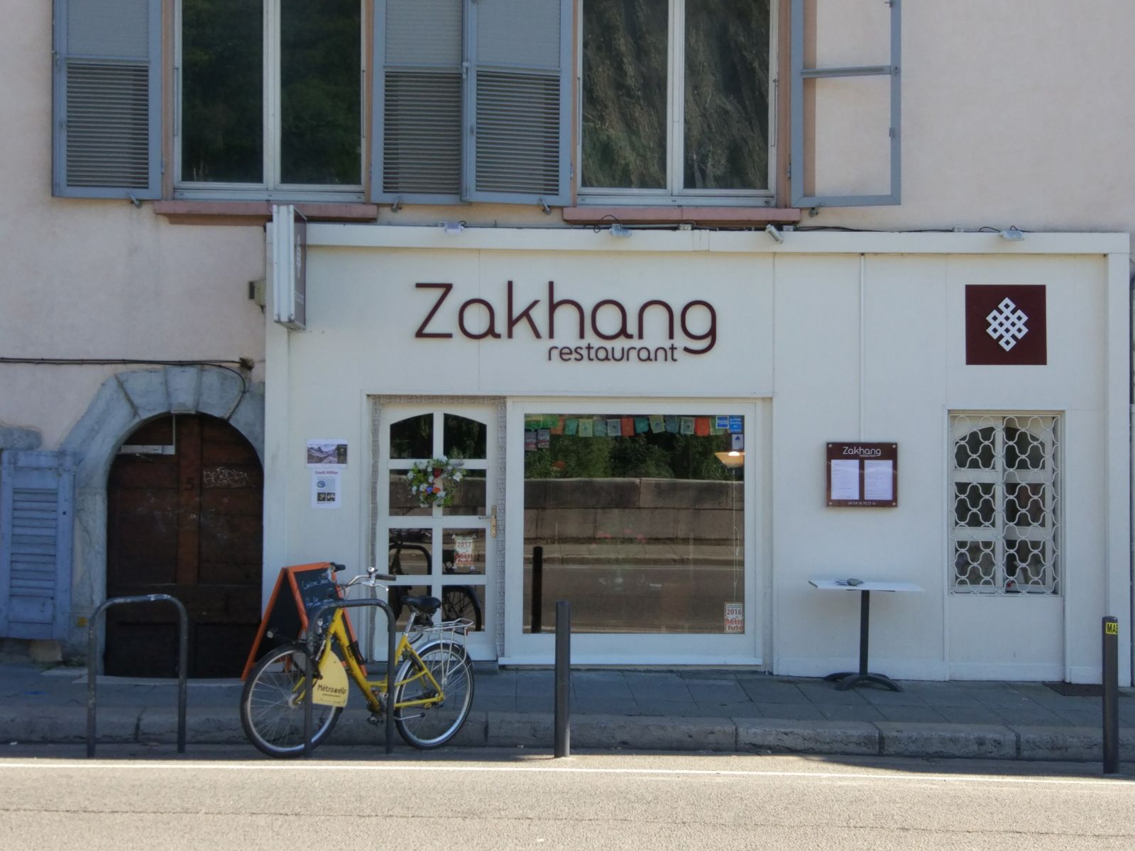 Zakhang Restaurant