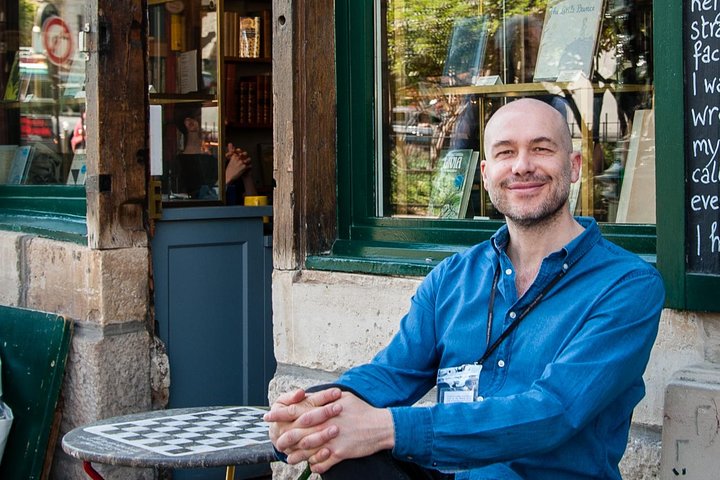 Montmartre & Sacre Coeur Tour with Local Guide Alberto and his team in Paris