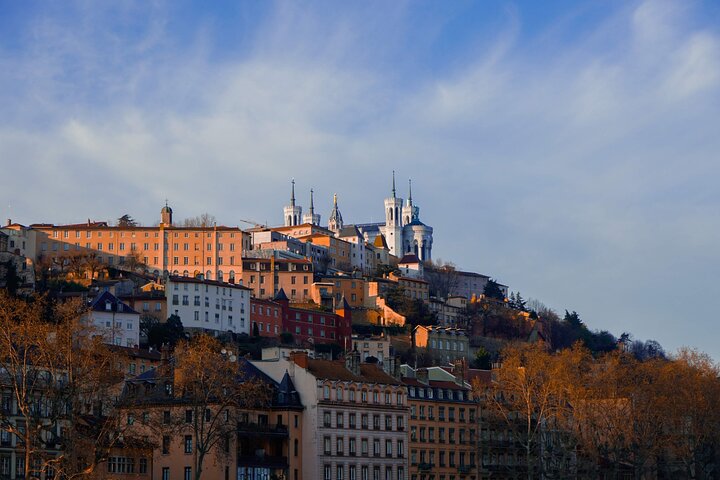 Chasse au trésor et visites autoguidées des points forts de Lyon