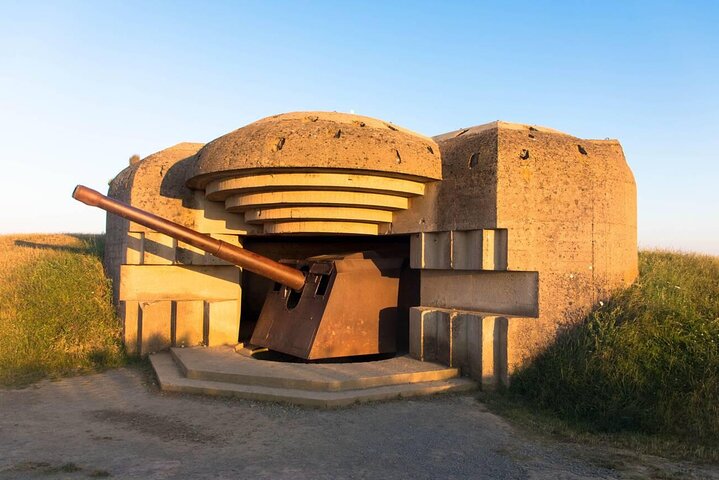 Private Day Tour to D-Day Beaches and American Cemetery in Paris