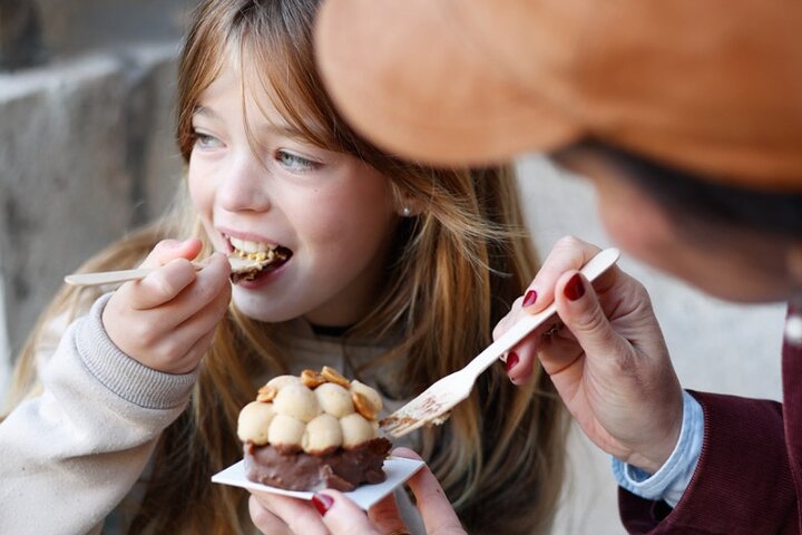 Bakeries and Pastries Food Tour in le Marais