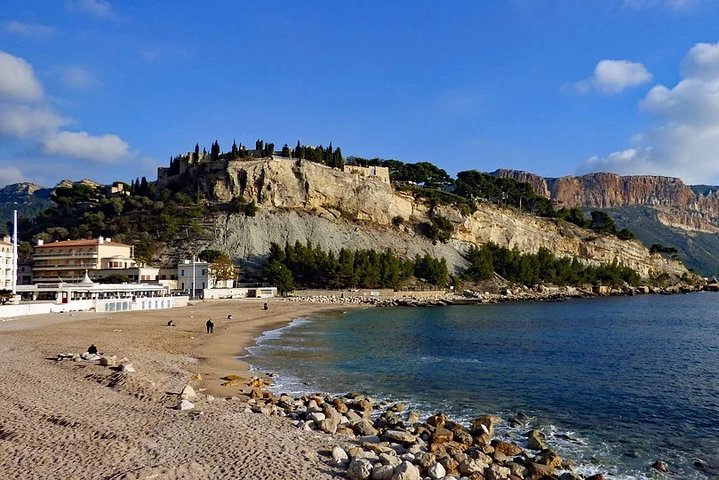 Marseille Provence Airport transfer ↔ Cassis