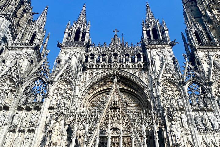 Voyage privé Rouen Giverny au départ de Paris avec déjeuner Michelin