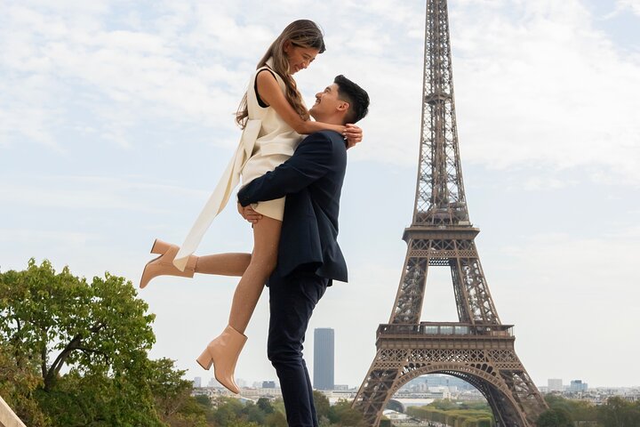 Your best pictures in Paris 1h Private photoshoot