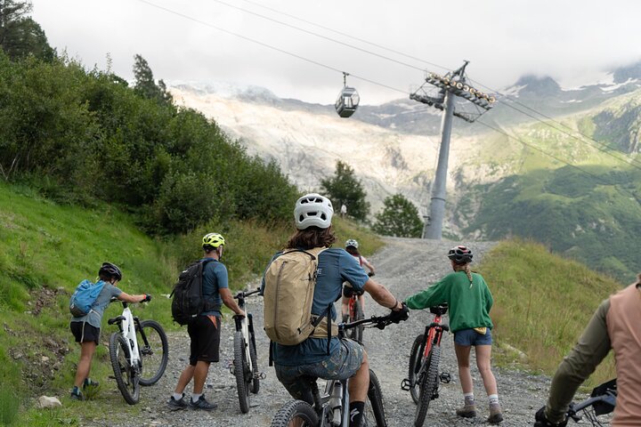 Rouler en altitude au dessus de Chamonix en vtt électrique