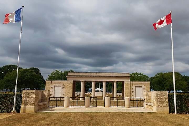 D-Day Private Tour: The Path Taken by Canadians at Juno Beach is Explored