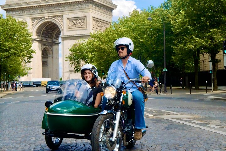 Retro Side-Car Tour in Paris and River Cruise Offered