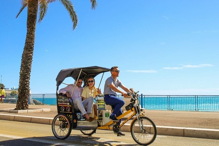 Visite originale de la ville de Nice (pédiab-vélo taxi)