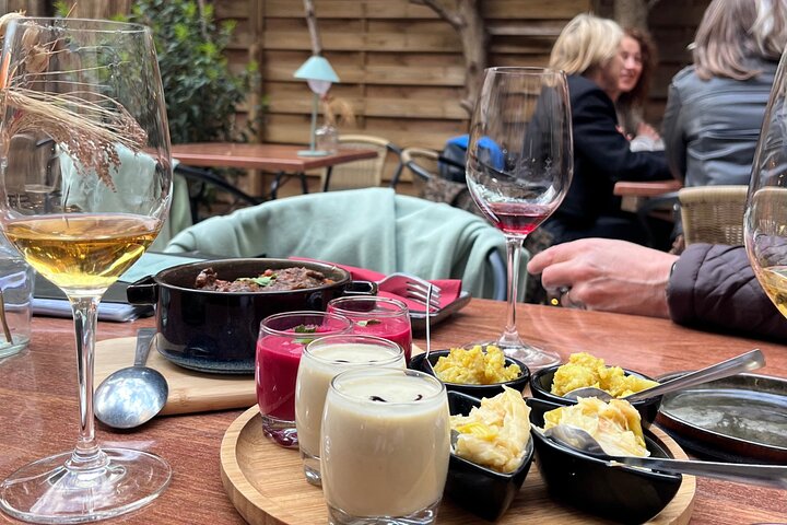 Nancy Apero Walking Tour: Culture and History Tasted