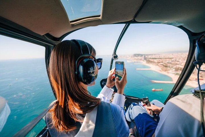 CANNES Shared 25min Panoramic Helicopter Tour