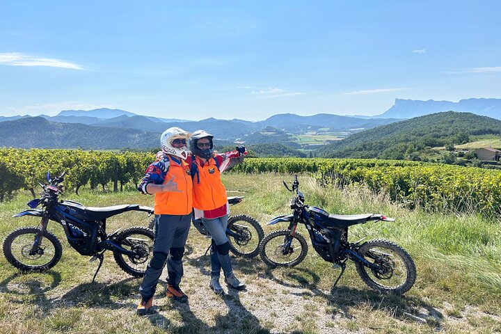 Private Electric Motorcycle Lessons in Drôme