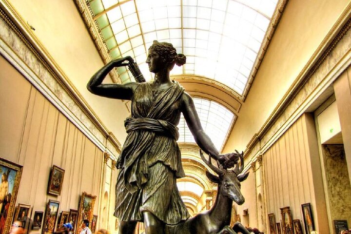 Louvre Highlights & Mona Lisa, Reserved Access with Expert Guide