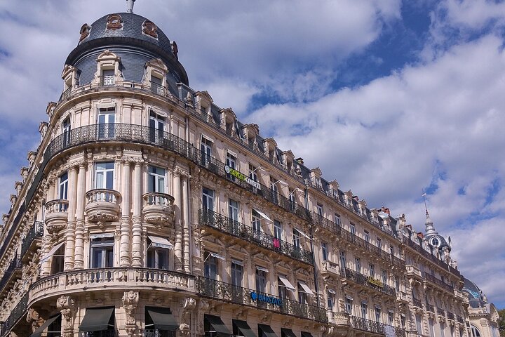 A Private Walking Tour of Montpellier is Offered by a Local Guide