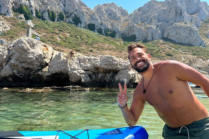 Guided paddle excursion EN the coves DE Marseille