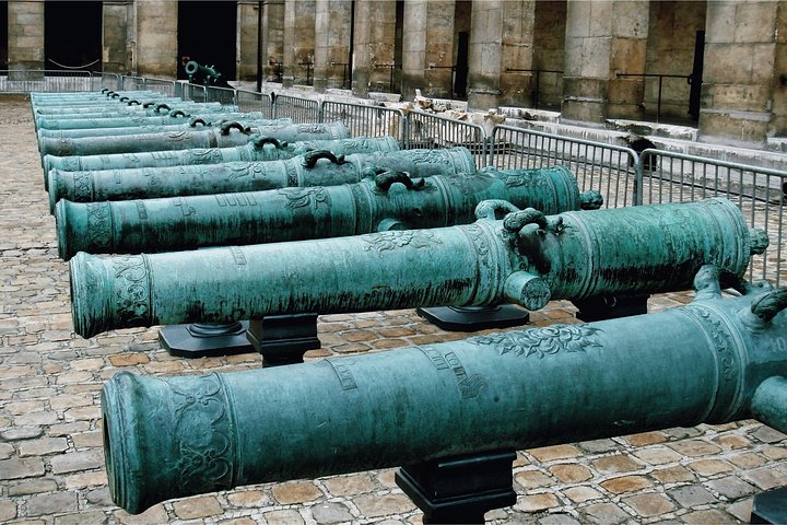 Skip-the-line Les Invalides World War Museum Guided Tour - Semi-Private 8ppl Max