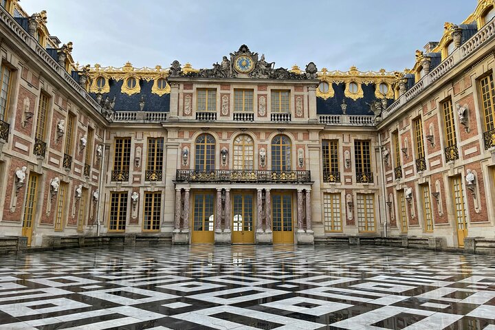 A Private Excursion to Versailles Is Offered from Le Havre Port