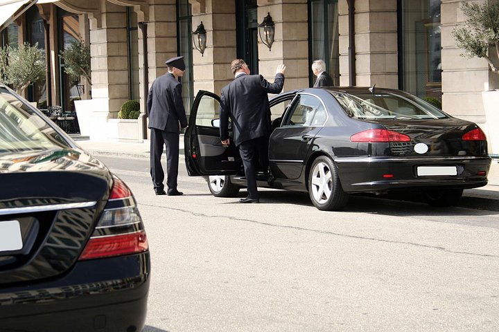 Paris Private Car Service with Driver